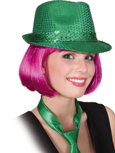 pustni kostum zelen klobuk svetleč